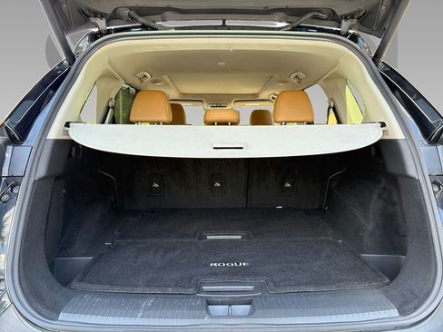 Used 2023 Nissan Rogue Platinum w/ Platinum Premium Package FWD image 23