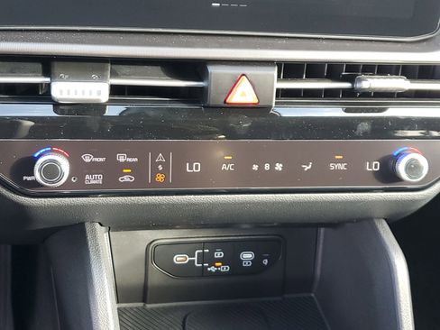 New 2026 Kia Sportage SX image 30