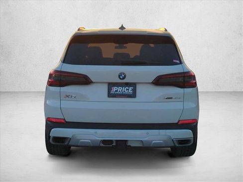 Used 2023 BMW X5 xDrive45e w/ Climate Comfort Package image 7
