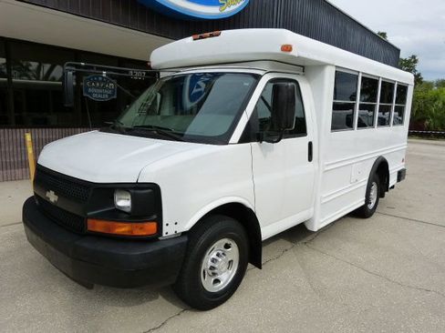 Used 2008 Chevrolet Express 3500 w/ School Bus Package image 2