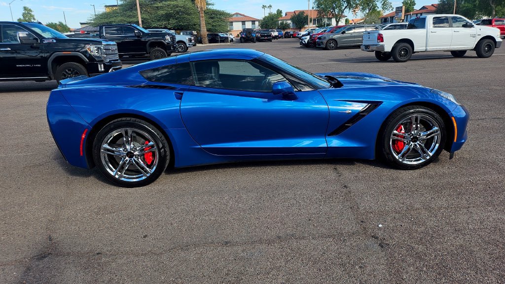 Used 2016 Chevrolet Corvette Stingray Coupe w/ 3LT Preferred Equipment Group RWD image 12