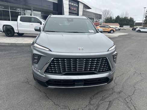 New 2026 Buick Enclave Avenir w/ Super Cruise Package image 11