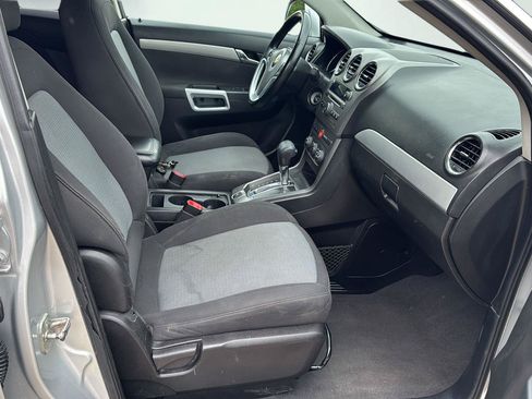 Used 2012 Chevrolet Captiva Sport LS FWD image 23