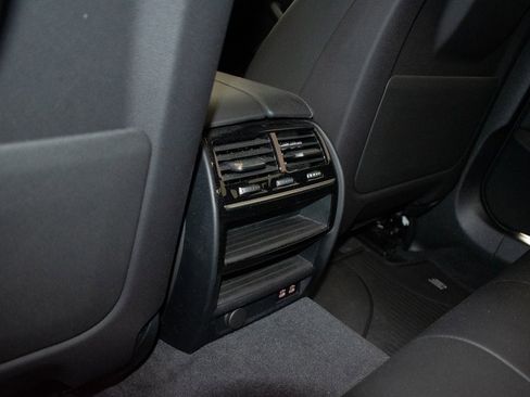 Used 2020 BMW 540i xDrive w/ Premium Package image 24