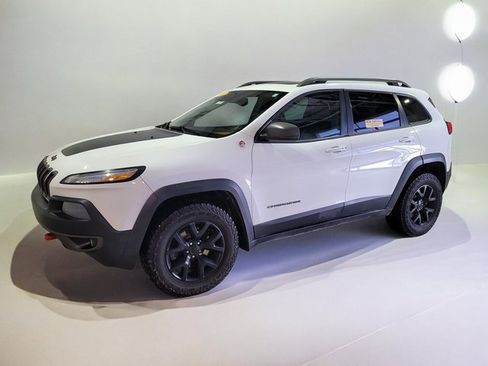 Used 2014 Jeep Cherokee Trailhawk w/ Technology Group image 21
