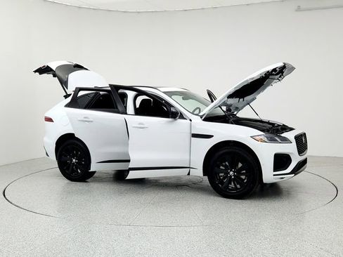 New 2026 Jaguar F-PACE R-Dynamic S image 10