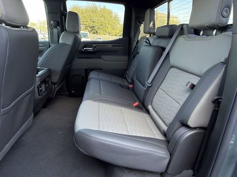 New 2026 Chevrolet Silverado 1500 ZR2 image 20