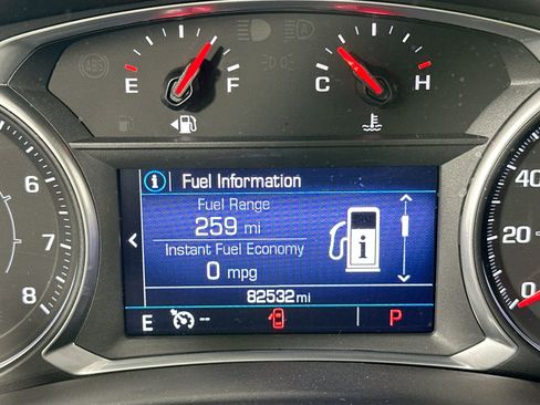 Used 2022 GMC Terrain SLE image 12