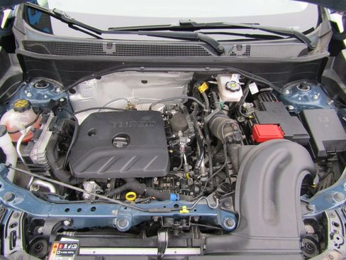 Used 2024 Buick Encore GX Sport Touring w/ Comfort Package image 28