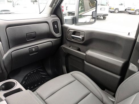 New 2026 Chevrolet Silverado 2500 W/T w/ WT Convenience Package image 18