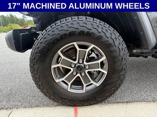 Certified 2025 Jeep Gladiator Mojave w/ Safety Group AWD/4WD image 5