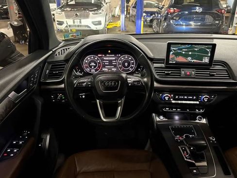 Used 2018 Audi Q5 2.0T Premium Plus w/ Premium Plus Package AWD/4WD image 19