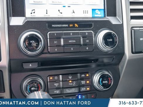Used 2018 Ford F150 Platinum w/ Equipment Group 701A Luxury AWD/4WD image 10