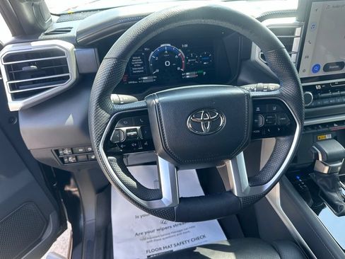 Used 2024 Toyota Sequoia Platinum RWD image 17