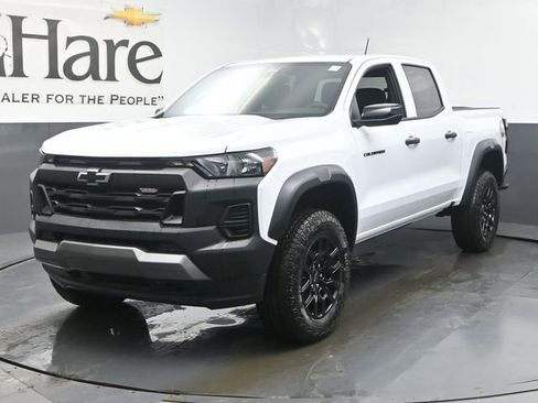 New 2026 Chevrolet Colorado Trail Boss AWD/4WD image 12