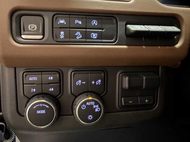 Used 2024 Chevrolet Tahoe High Country w/ Max Trailering Package AWD/4WD image 13