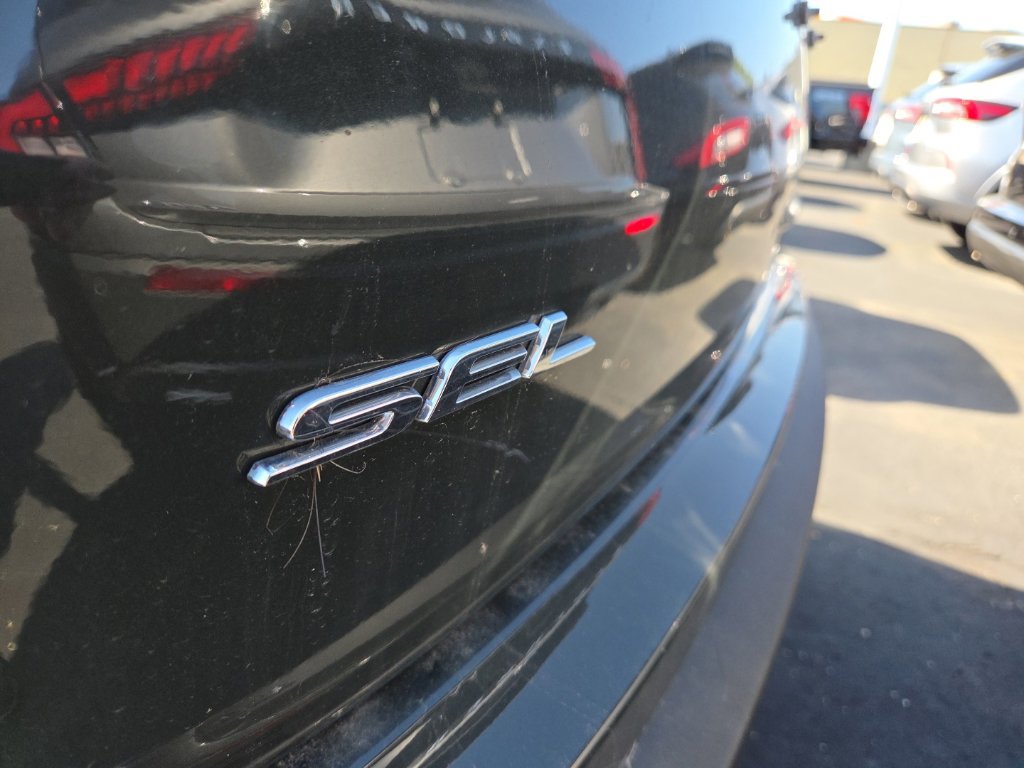 Certified 2024 Ford Edge SEL w/ Convenience Package AWD/4WD image 6
