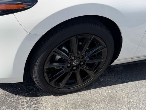 New 2026 MAZDA MAZDA3 2.5 S Hatchback w/ Premium Pkg FWD image 4