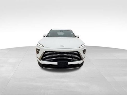 Certified 2025 Buick Enclave Preferred image 2