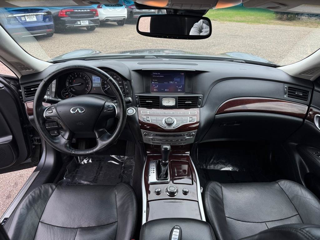 Used 2017 INFINITI Q70 L 3.7 AWD/4WD image 28