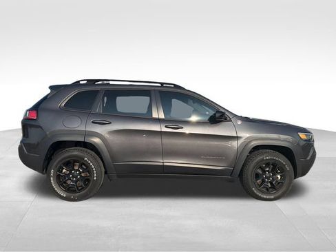 Used 2022 Jeep Cherokee Trailhawk w/ Premium Leather Package AWD/4WD image 4