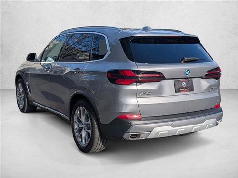 New 2026 BMW X5 xDrive50e w/ Executive Package image 8