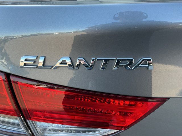 Used 2012 Hyundai Elantra GLS w/ Preferred Pkg 3 FWD image 29