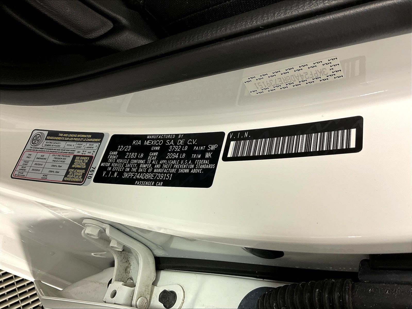 Used 2024 Kia Forte LXS w/ LXS Technology Package FWD image 19
