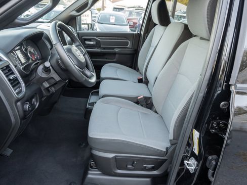 Used 2024 RAM 2500 Big Horn w/ Bed Utility Group image 16