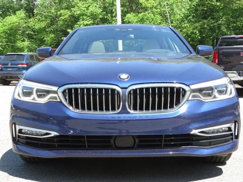 Used 2018 BMW 530e xDrive AWD/4WD image 2