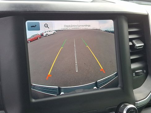 Certified 2022 RAM 1500 Big Horn image 17