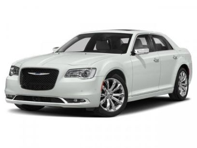 Used 2019 Chrysler 300 Touring w/ Chrome Appearance Package