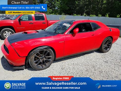 Used 2020 Dodge Challenger R/T RWD image 1
