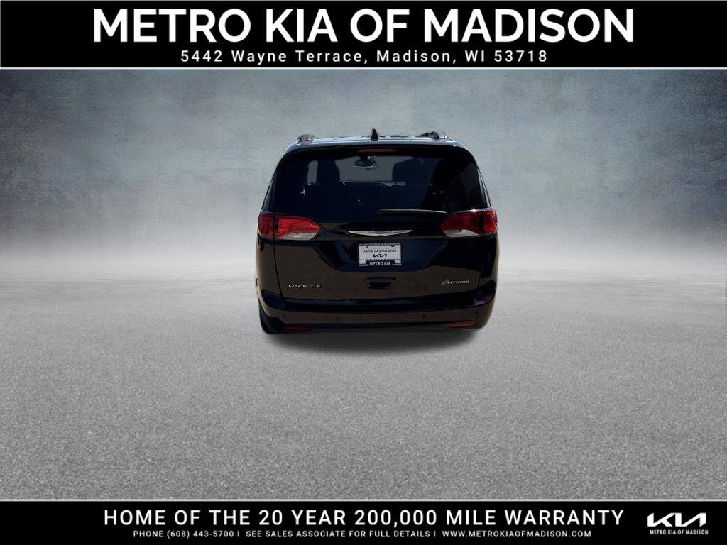 Used 2018 Chrysler Pacifica Touring Plus FWD image 5