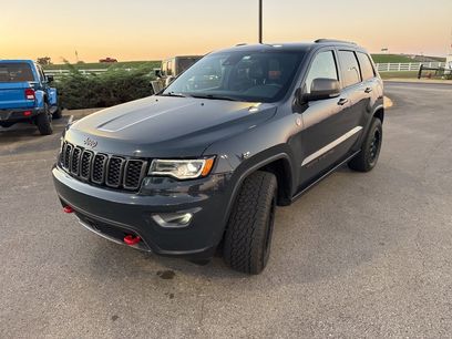 Used 2017 Jeep Grand Cherokee Trailhawk w/ Trailhawk Luxury Group