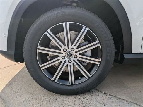 Used 2025 Mercedes-Benz GLE 350 4MATIC image 13