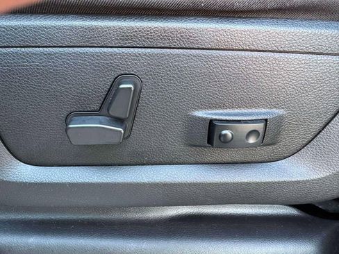 Used 2024 RAM 2500 Limited image 14