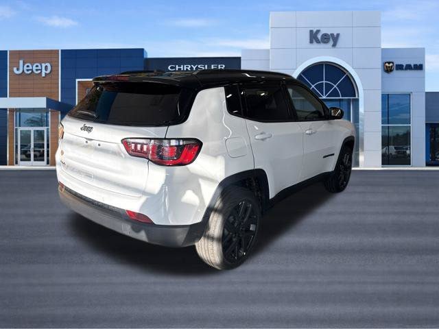 New 2026 Jeep Compass Limited w/ Sun, Sound & Navigation Group AWD/4WD image 7