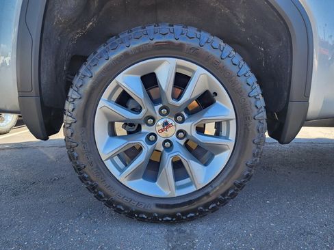 Used 2023 GMC Sierra 1500 Denali w/ Technology Package AWD/4WD image 25