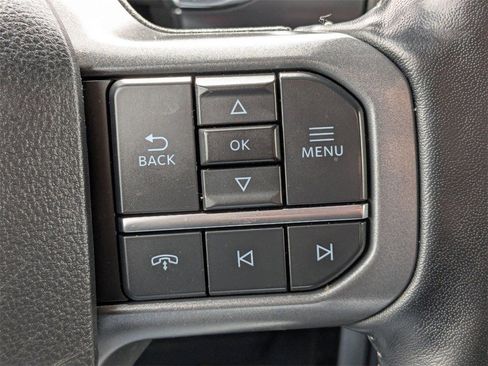 Used 2023 Ford F150 Lariat w/ FX4 Off-Road Package image 19