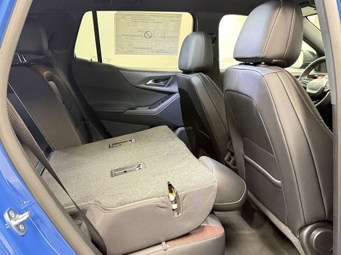 New 2026 Chevrolet Equinox RS w/ LPO, Floor Liner Package image 18