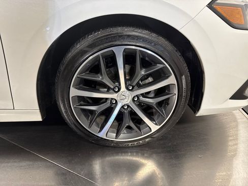 Certified 2024 Honda Civic Touring image 14