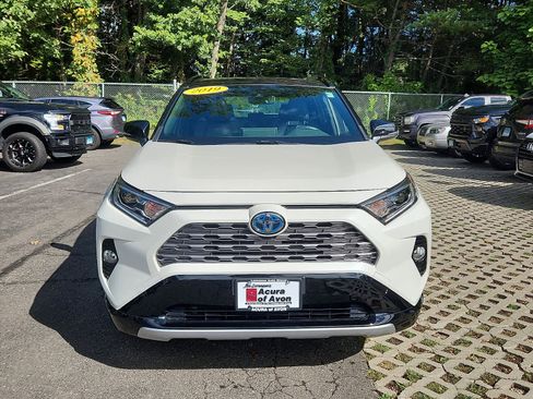 Used 2019 Toyota RAV4 XSE image 2