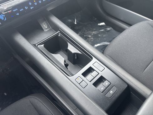 Used 2023 Hyundai Ioniq 6 SE image 22