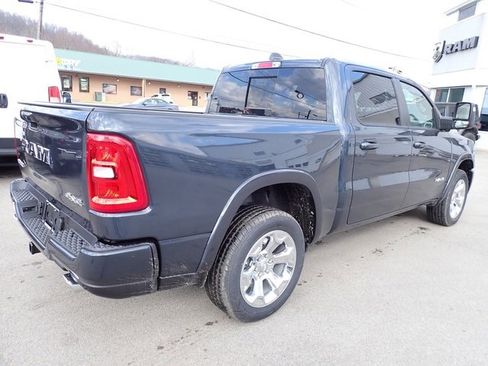 New 2026 RAM 1500 4x4 Crew Cab image 7