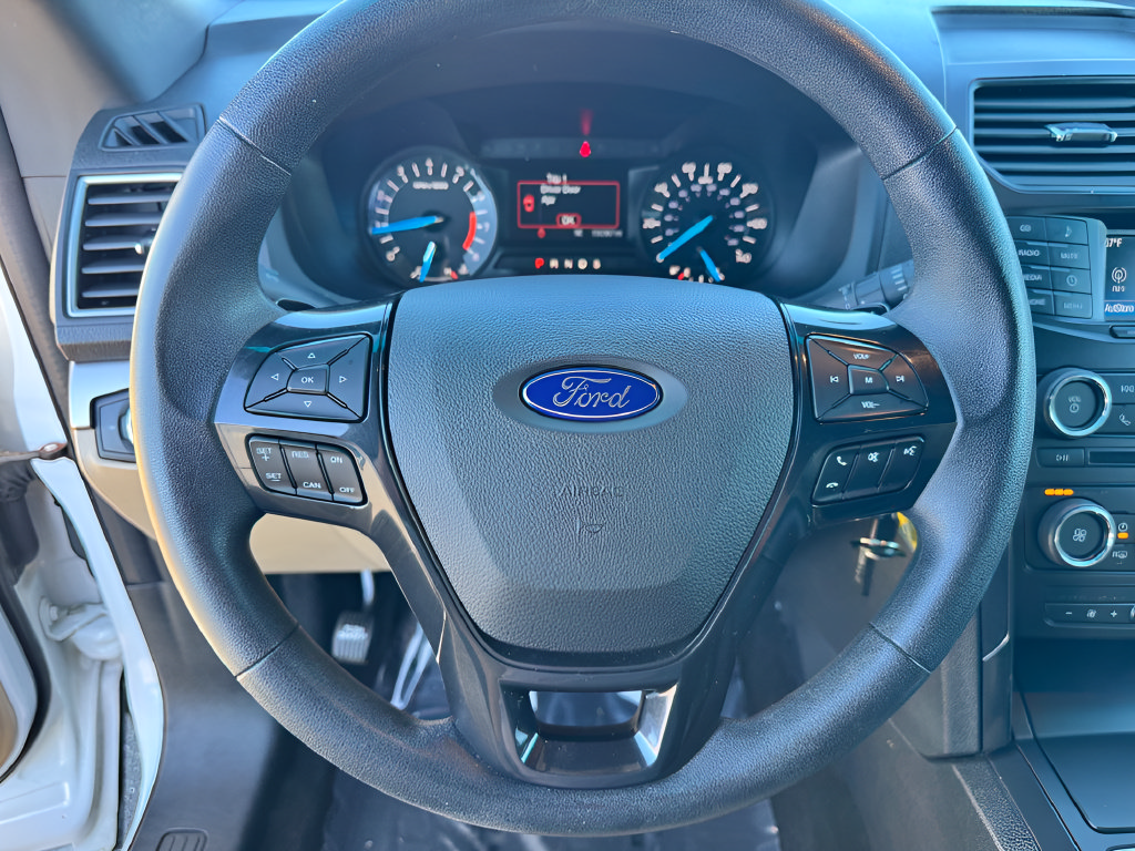 Used 2016 Ford Explorer FWD image 13