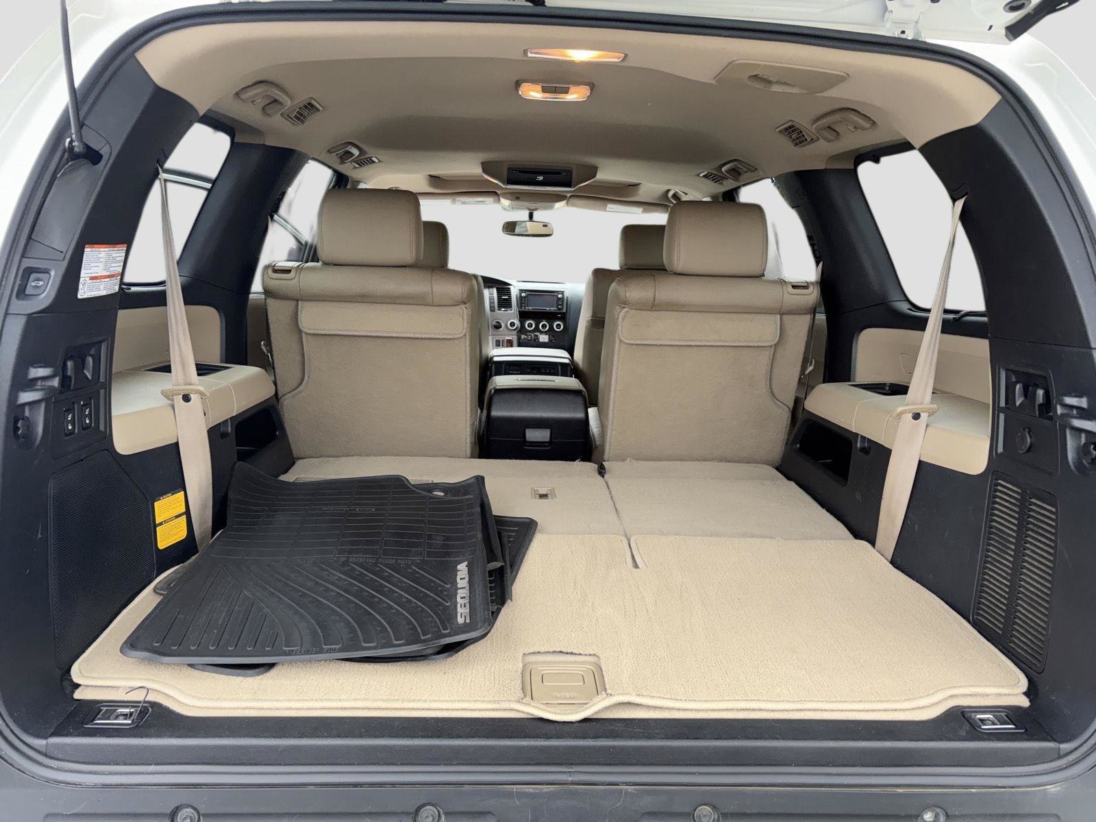Used 2016 Toyota Sequoia Platinum AWD/4WD image 18