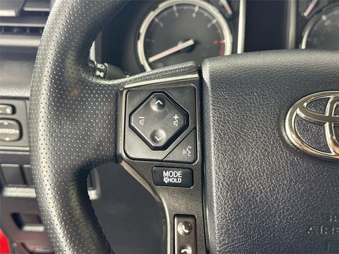 Certified 2024 Toyota 4Runner TRD Off-Road Premium AWD/4WD image 18