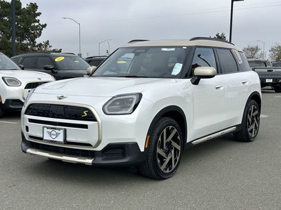 New 2025 MINI Cooper Countryman SE w/ Comfort Package Max
