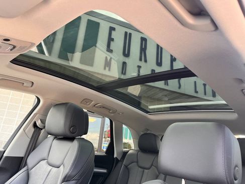 Used 2019 Audi Q5 2.0T Premium Plus w/ Premium Plus Package AWD/4WD image 27